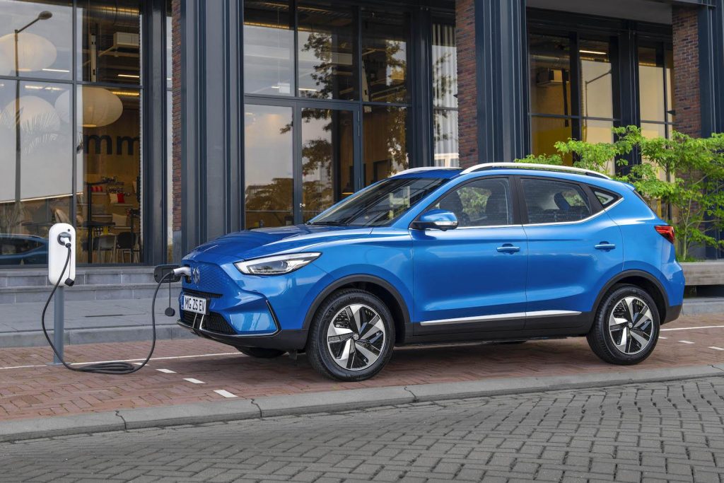 Recharge des voitures électriques : ce qu'il faut savoir avant d'acheter