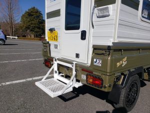 Comment transformer un Daihatsu Hijet en camping-car (3)