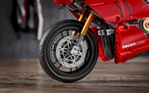 LEGO Technic Ducati Panigale V4R