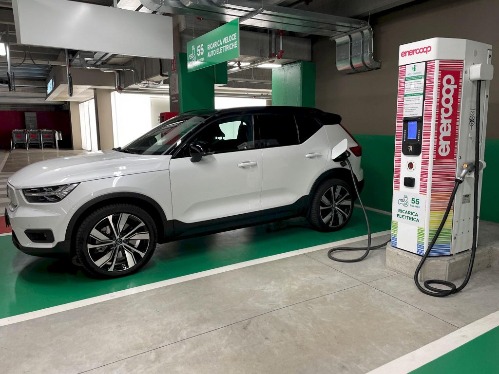 Comment économiser sur la recharge électrique avec la Carte Nationale Jeune