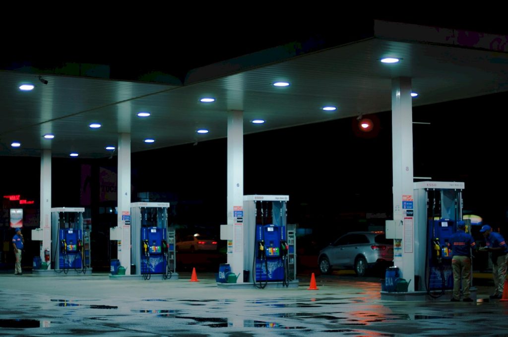 Des carburants aux prix gonflés, les procureurs bougent