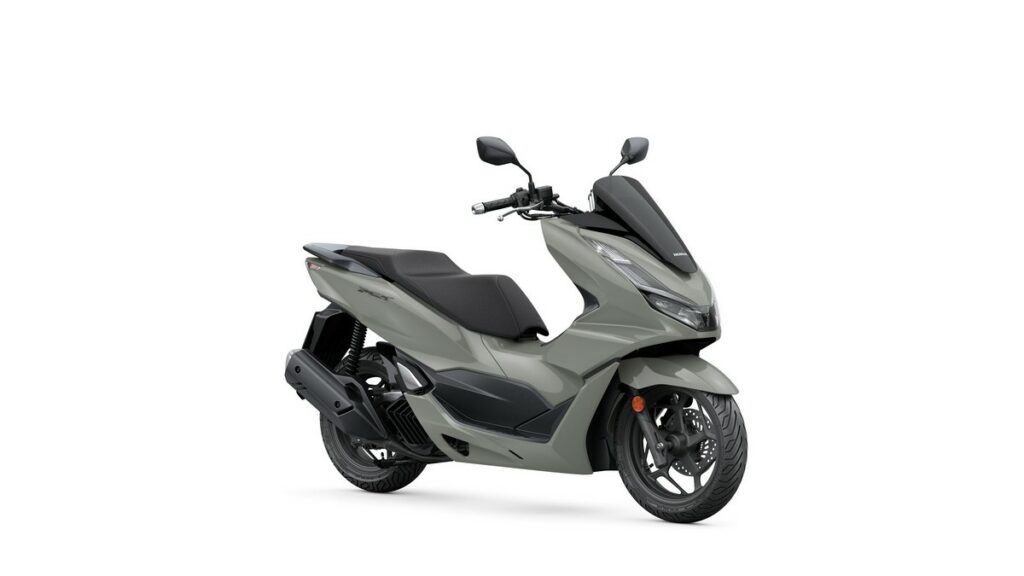 Honda PCX 125 2023 : le scooter pour se déplacer en ville