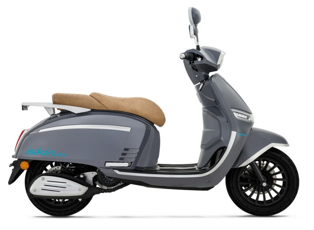 Keeway Iskia 125 : le scooter moderne dans un style rétro classique
