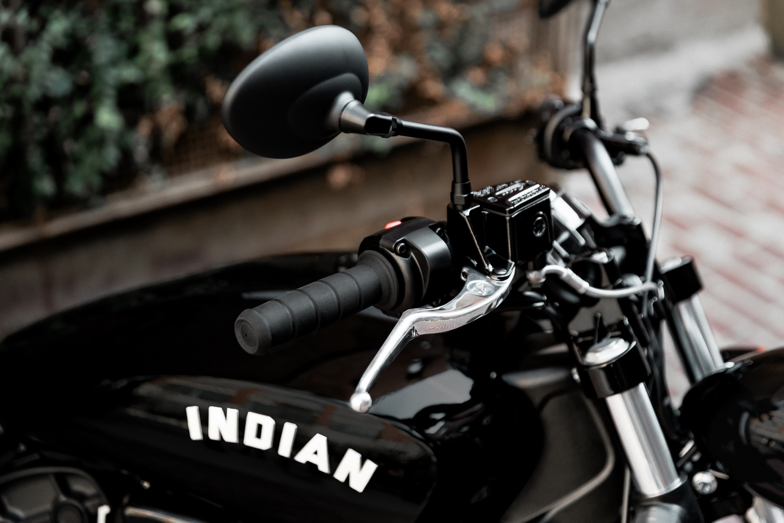 Indian_Scout_Bobber_Sixty_2020