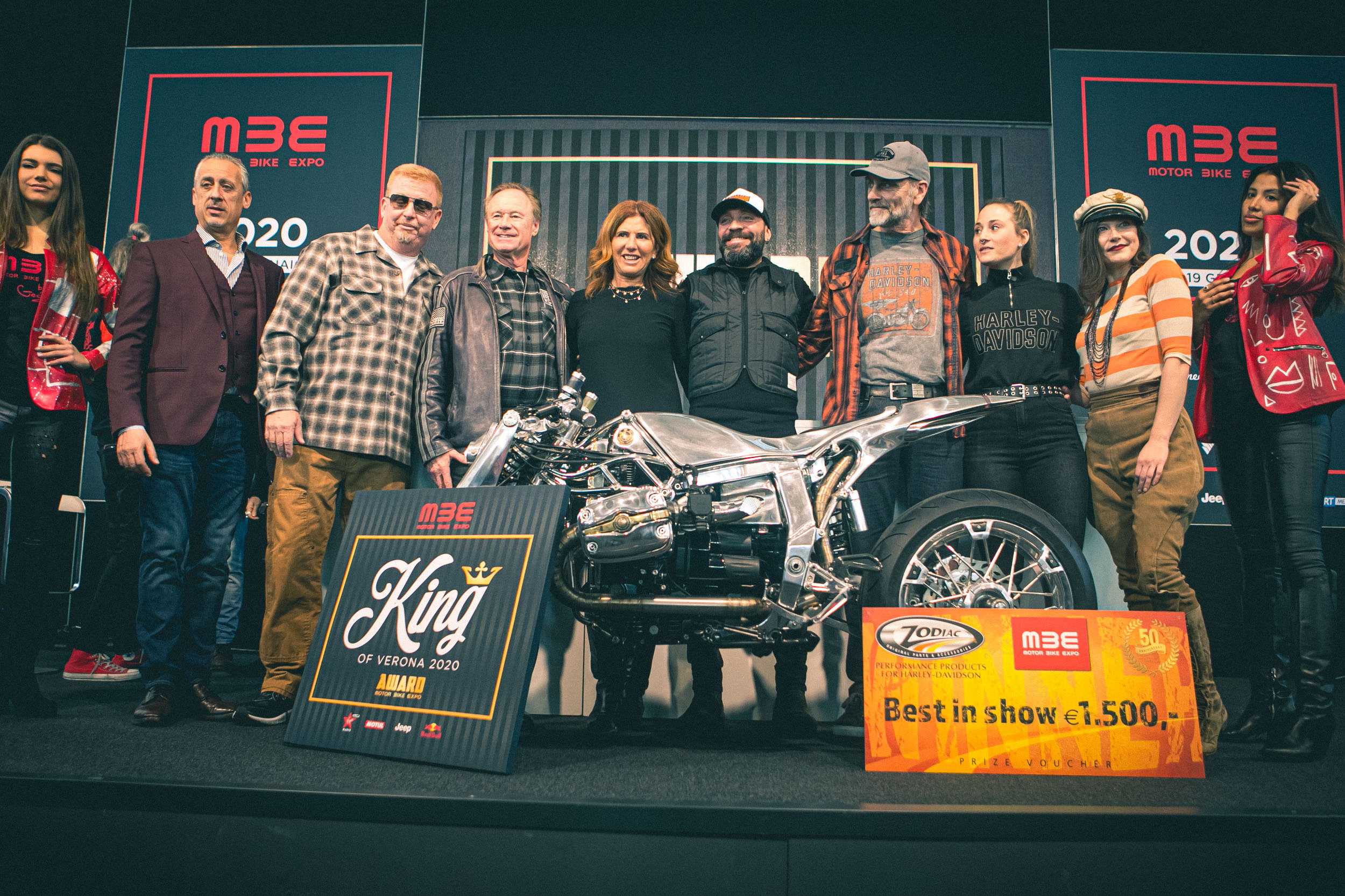 Salon du vélo Motor Bike Expo 2020 MBE Award Radikal Chopper BMW R 1100 S Ad Maiora