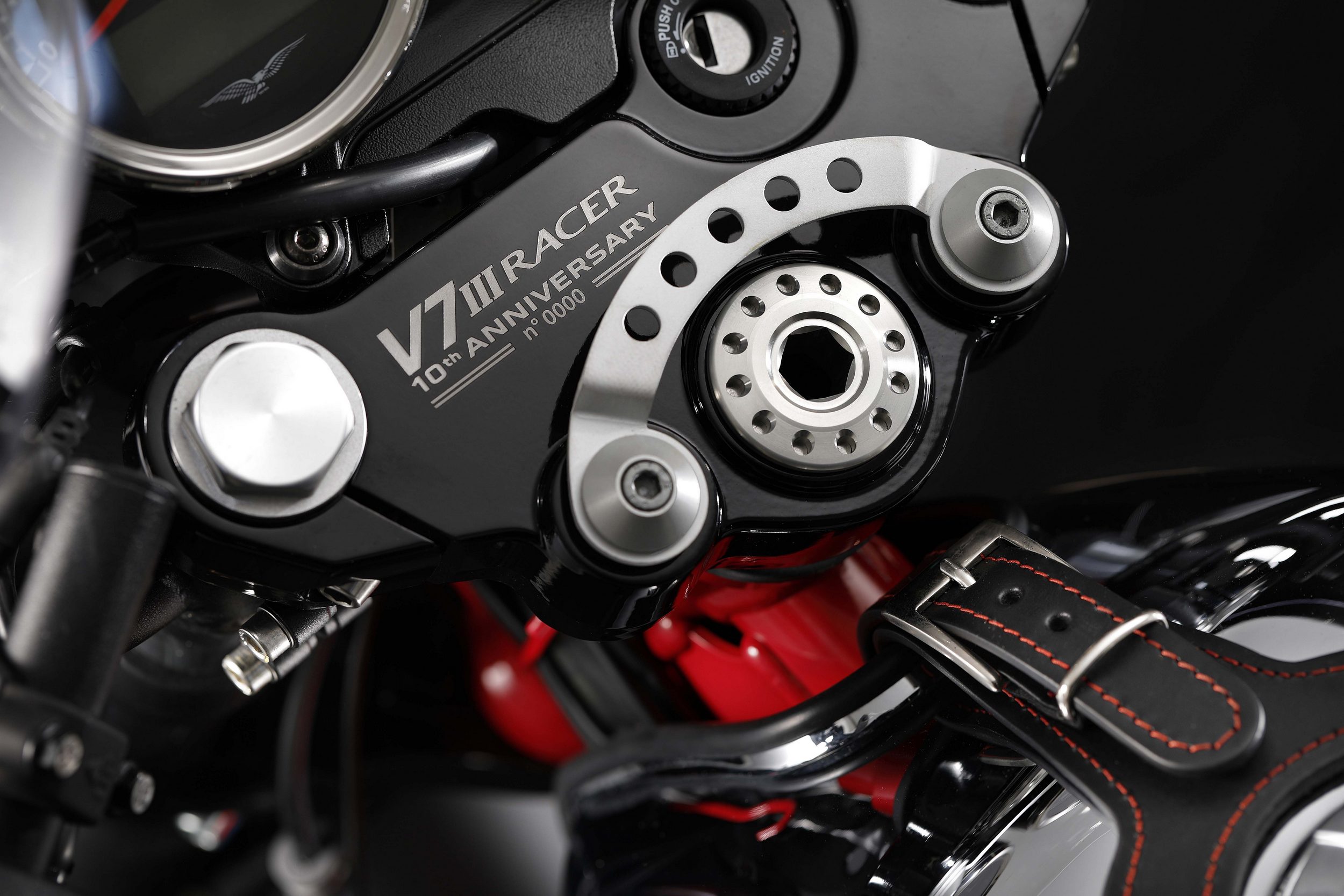 Moto Guzzi V7 III Racer 10e anniversaire