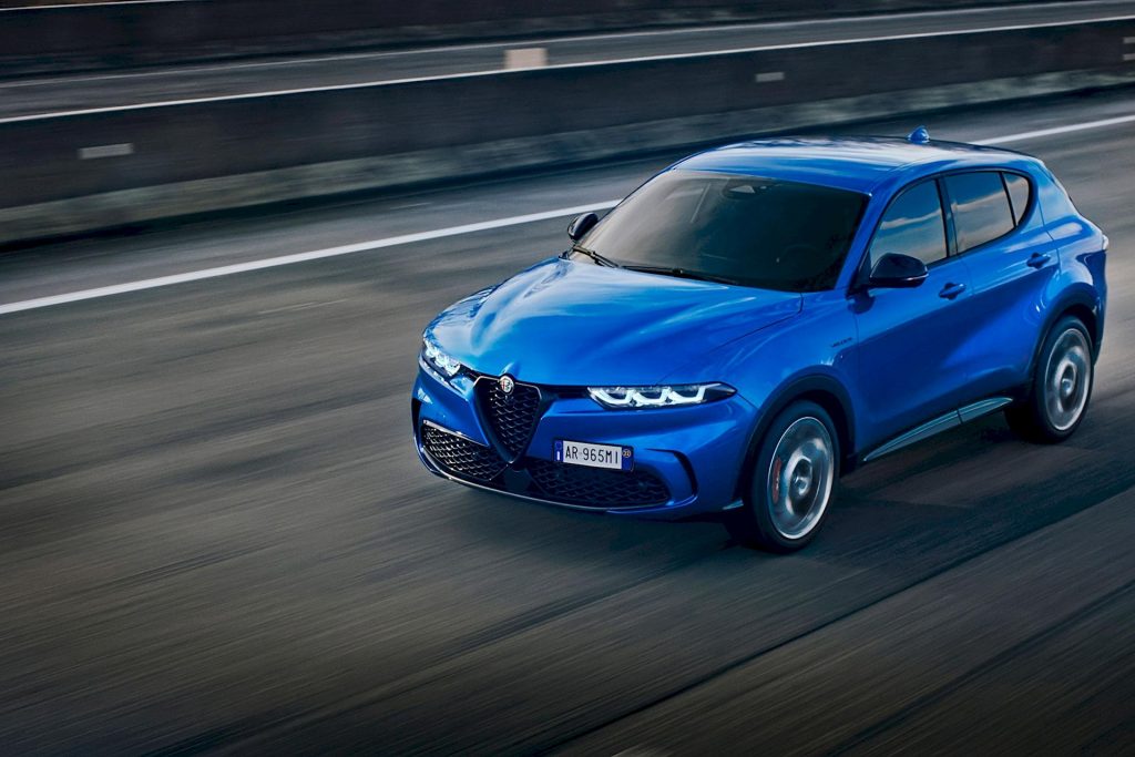 Alfa Tonale a mis du temps à venir, mais cela semble en avoir valu la peine