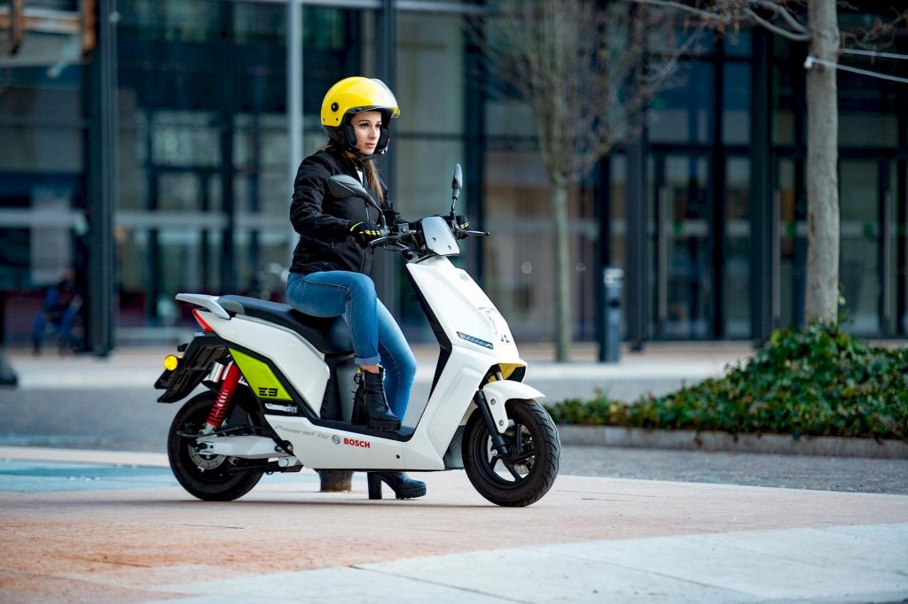 Les incitatifs pour motos et scooters électriques risquent d'être renouvelés pour 2020