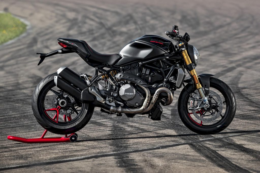Ducati Monster 1200 S 