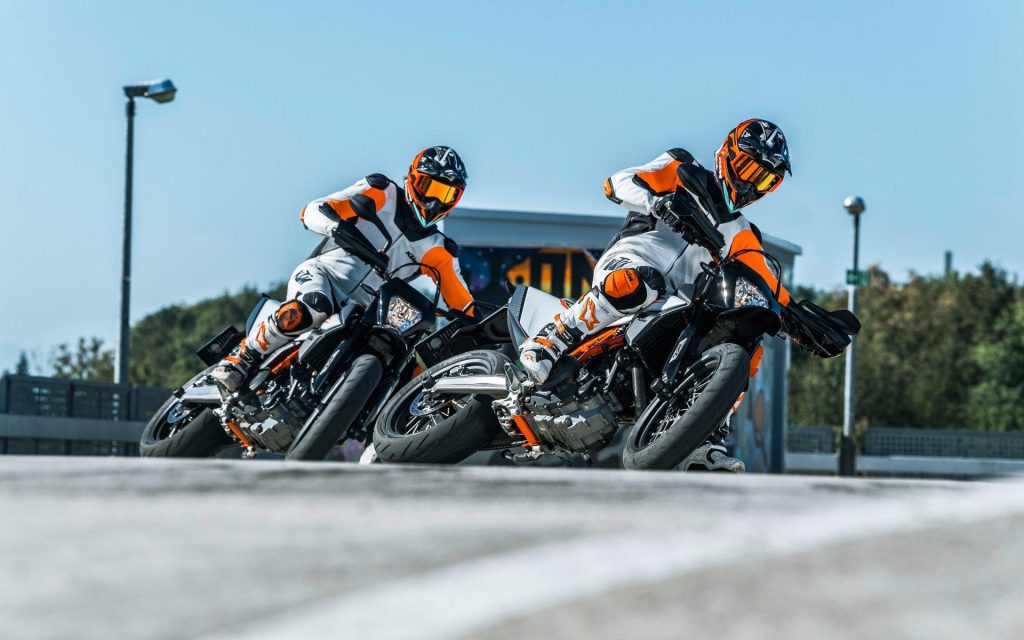 KTM 690 SMC R, 