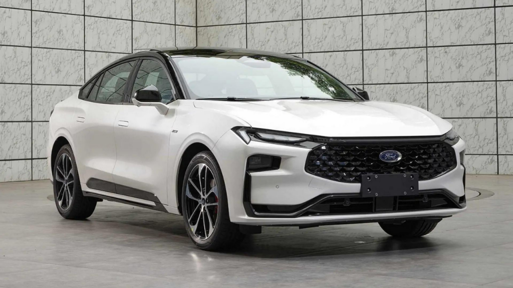 La nouvelle Ford Mondeo 2022 est magnifique, mais ce n'est que pour la Chine