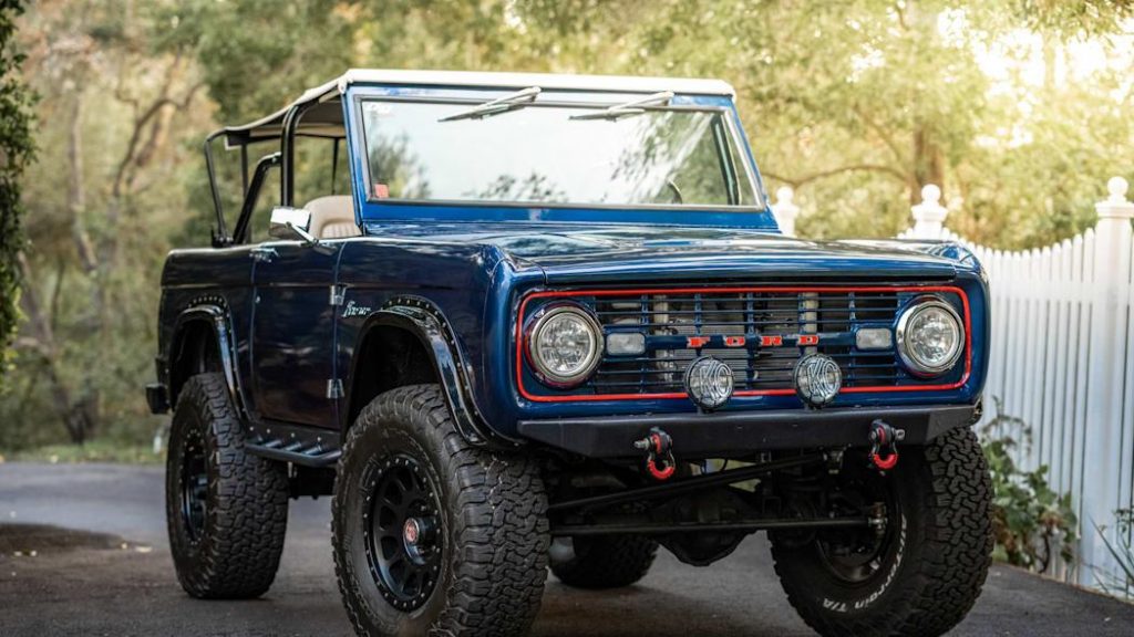 Le Ford Bronco 1970 de Jenson Button est mis aux enchères