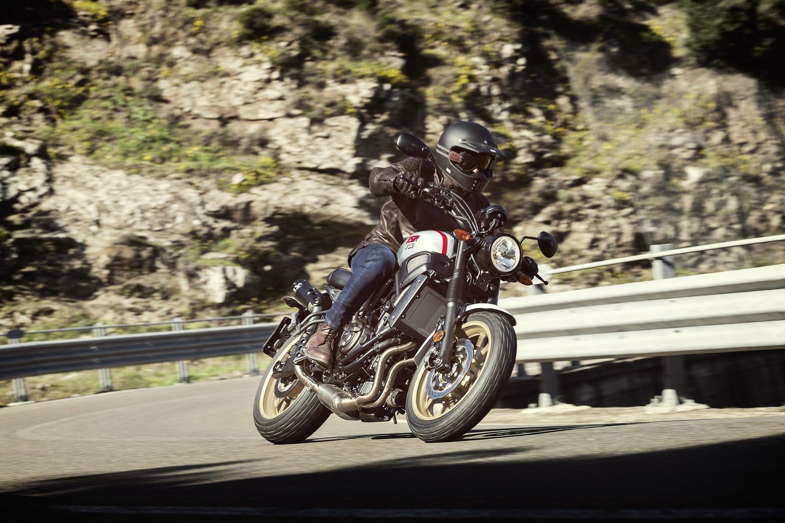 Yamaha XSR700 XTribute