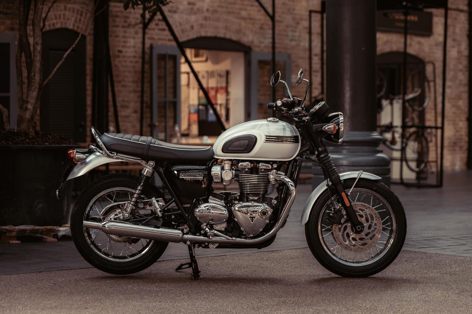 Triumph Bonneville T120 Édition Diamant 2019