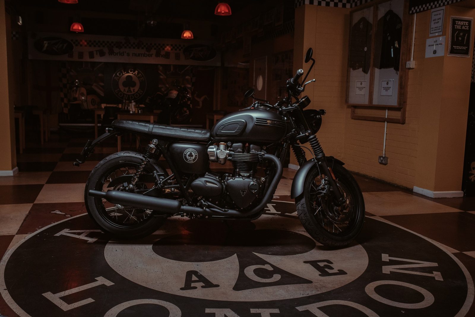 Triumph Bonneville T120 Ace 2019