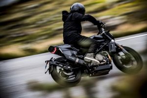 Husqvarna-Svartpilen-701-9 Husqvarna-Svartpilen-701-9