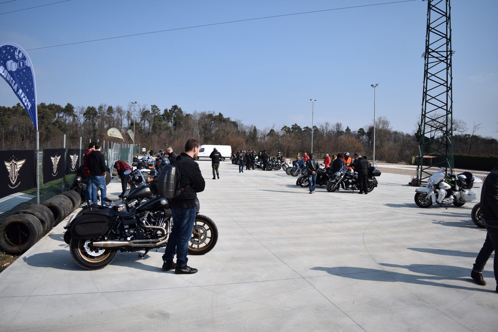 Kustom Road 2019 FXR FXD Réunion Édition Italienne