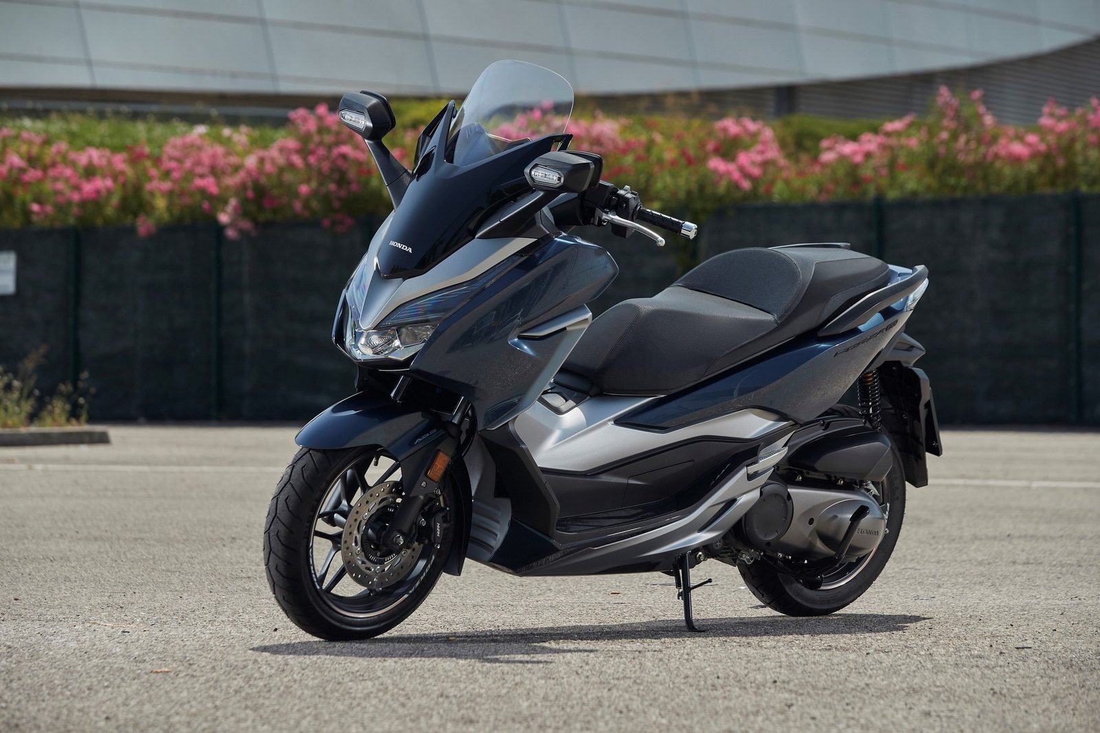 Honda Forza 300