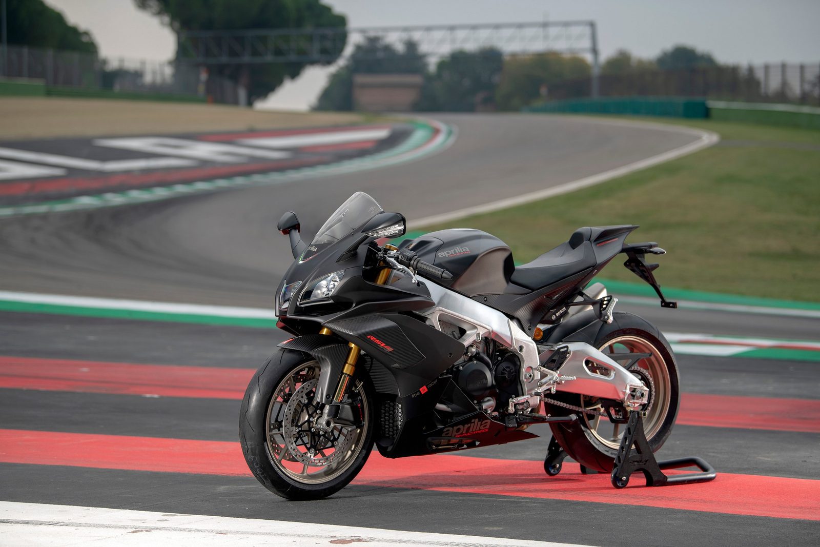 Aprilia RSV4 1100 Usine
