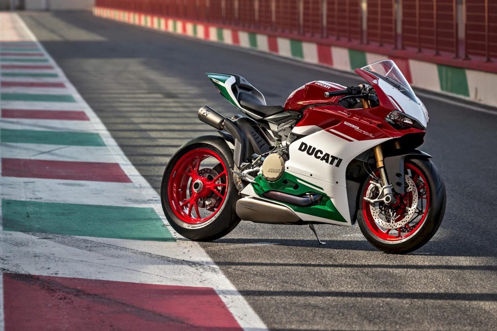 Ducati 1299 Panigale R Final Edition livrée dans les Ducati Stores