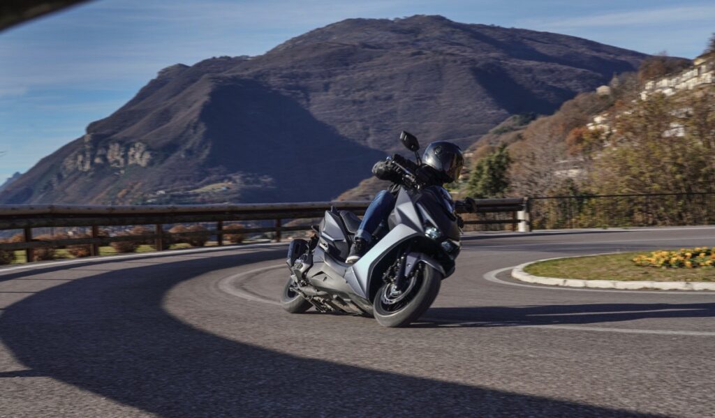 Kymco KRV 200, fun et pratique à 4 890 €