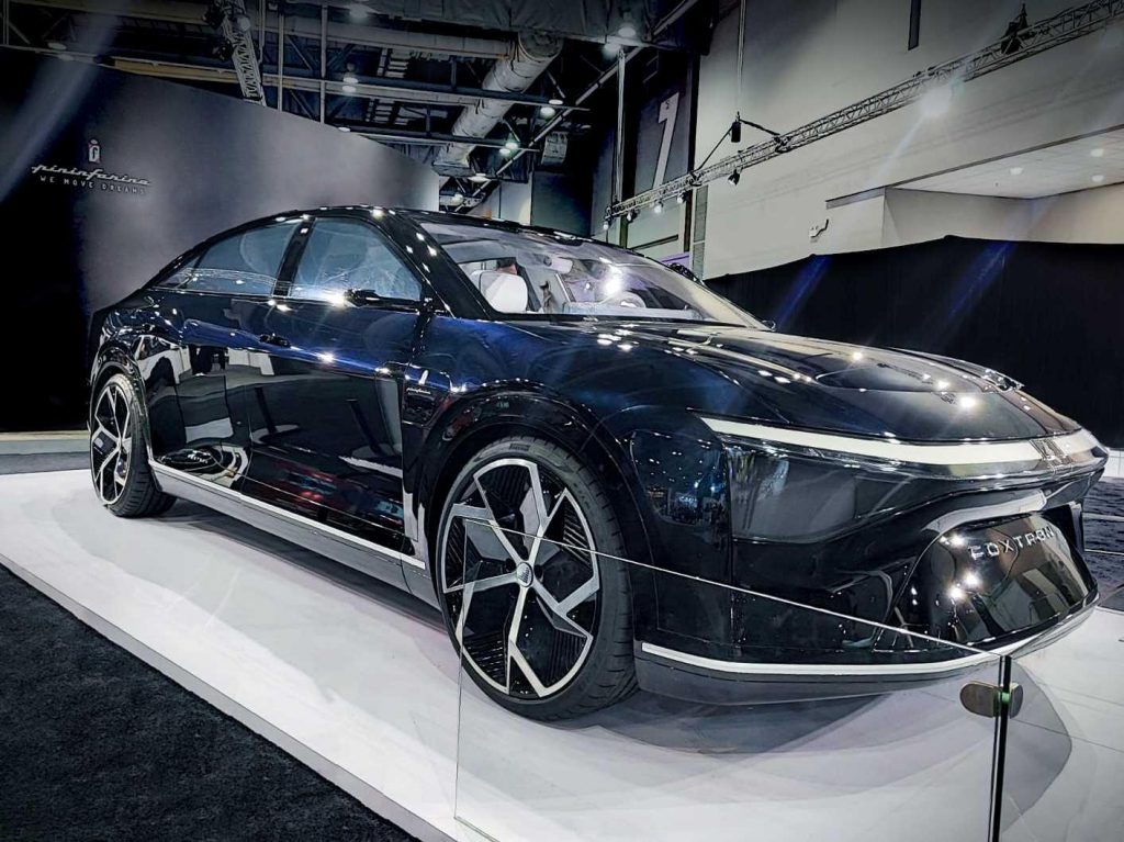 Model E Foxconn : la berline électrique conçue par Pininfarina fait ses débuts
