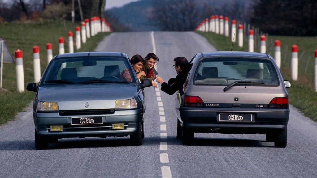 Renault Clio Baccara : la citadine youngtimer suréquipée