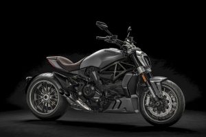 Ducati-XDiavel-Matt-Liquide-Béton-Gris-1 Ducati-XDiavel-Matt-Liquide-Béton-Gris-1