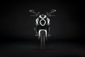Ducati Monstre 2024 (1) Ducati Monstre 2024 (1)