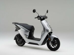 Honda EM1 et 2023 Honda EM1 et 2023