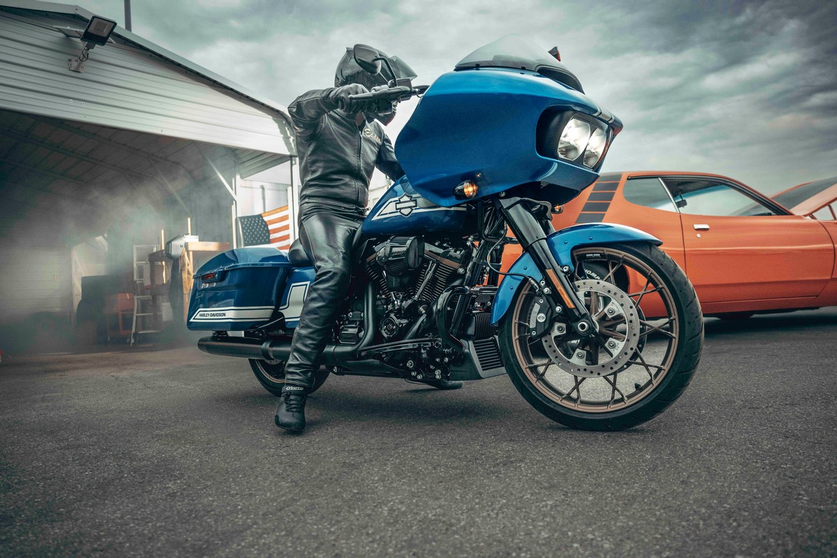 Harley Davidson Fast Johnny 2023