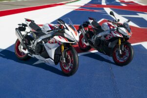 Aprilia RSV4 Factory et Tuono V4 Factory Speed ​​Blanc (1)