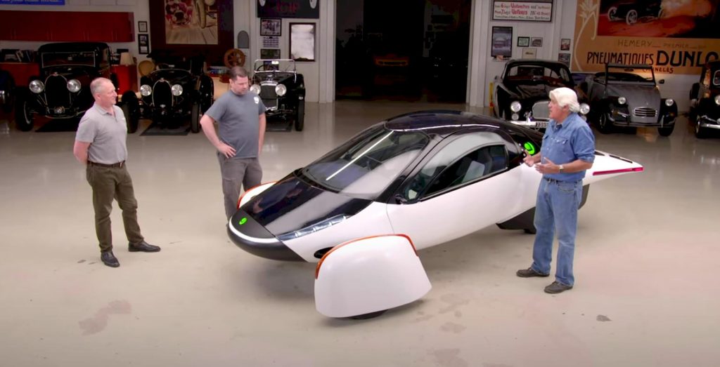 Aptera Alpha est la voiture électrique qui n'a pas besoin d'être rechargée. Vous ne le croyez pas ? Voyez ce que Jay Leno a à dire à ce sujet.