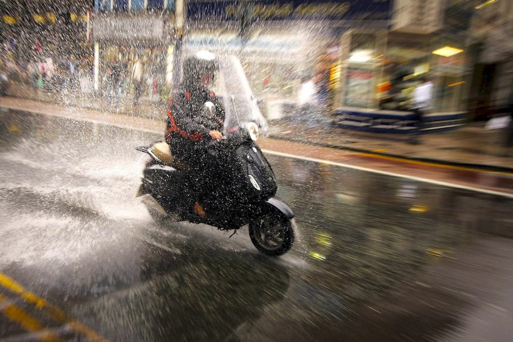 Combinaison de pluie pour motos et scooters : le meilleur printemps 2023