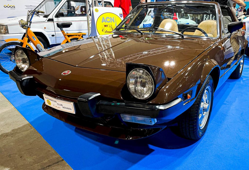 Fiat X1/9 à Milano AutoClassica 2021 : le seul avec un moteur central