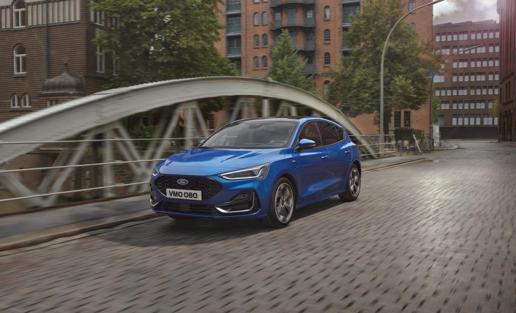Ford révolutionne la Focus avec beaucoup de technologie, de nouveaux moteurs hybrides et le Mean Green pour la ST