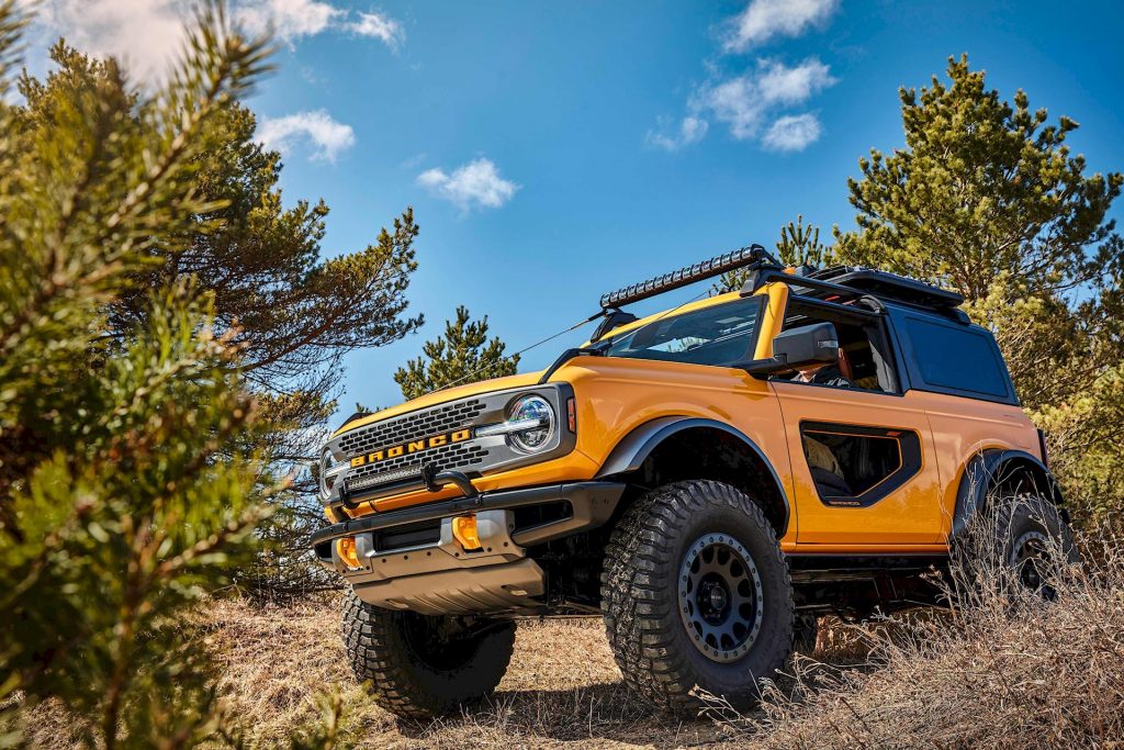 Les concessionnaires Ford américains constituent des clients pour avoir plus de Broncos en stock.
