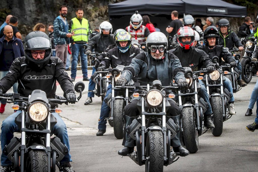 Portes ouvertes Moto Guzzi : avant-premières des V9 Bobber Sport et V85 TT