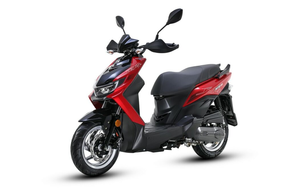 Sym Jet 4RX 50 : le scooter à l'âme sportive dédié aux jeunes pilotes