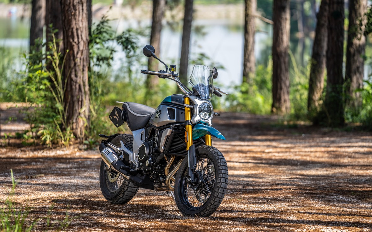 CFMOTO 700CL-X Aventure