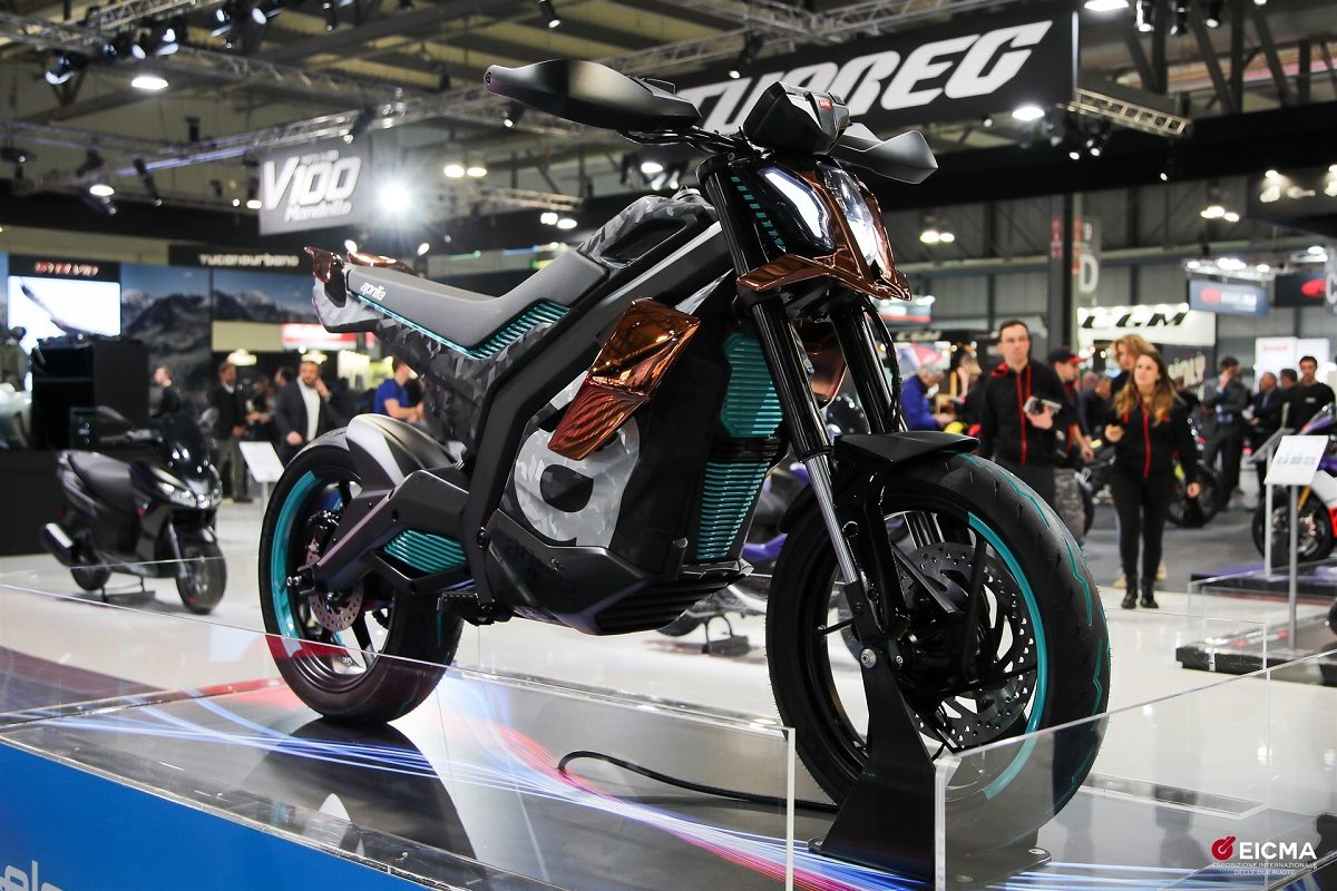 Aprilia Electrica lance l'Eicma 2022