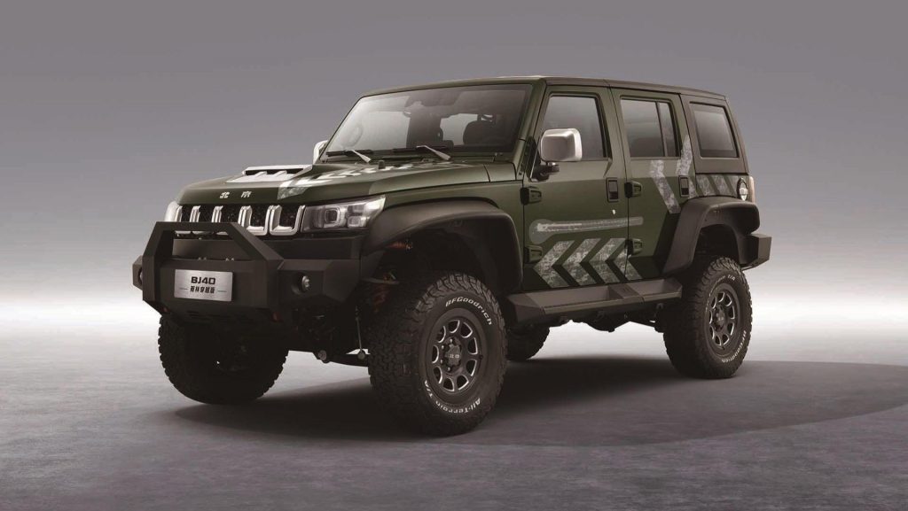 Baic BJ40 est le véhicule tout-terrain chinois qui ressemble au Jeep Wrangler