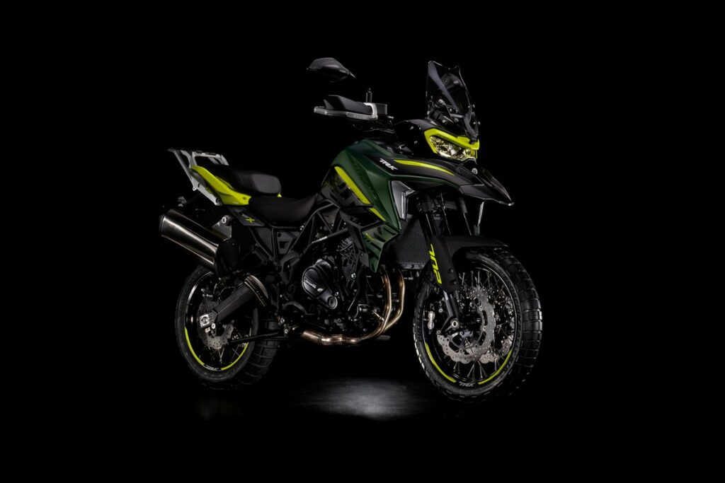Benelli TRK 702 X 2023 : le vélo pour ceux qui aiment accumuler des kilomètres