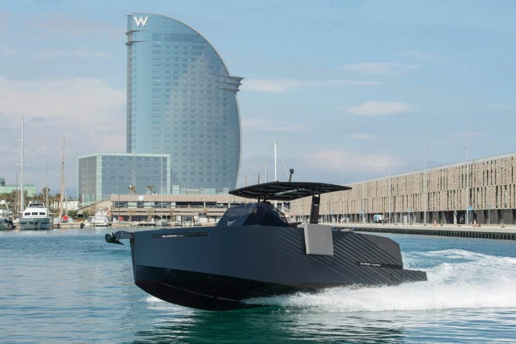 De Antonio Yachts Formentor D28 : le Cupra Formentor qui surfe sur les vagues