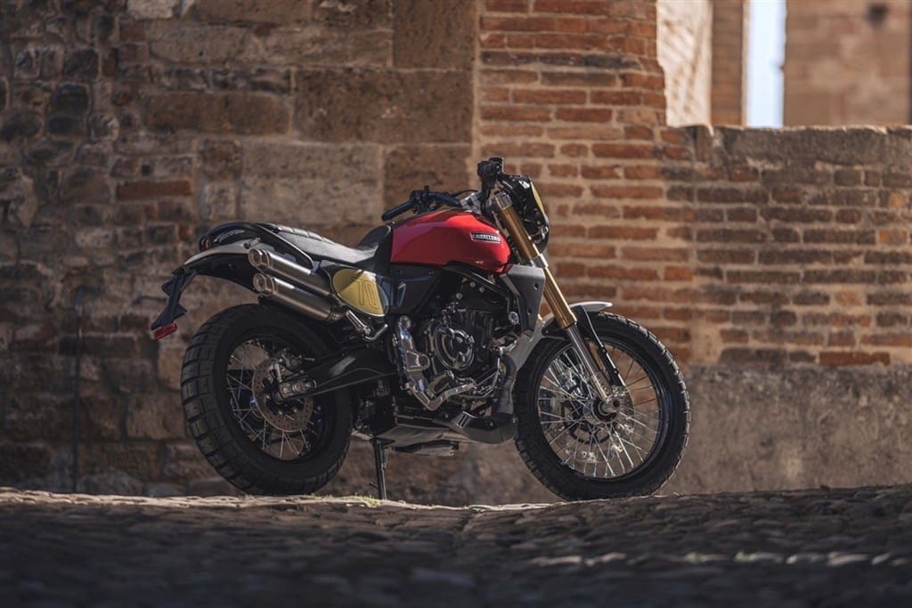Fantic Motor Caballero 700 : prix, caractéristiques et fiche technique
