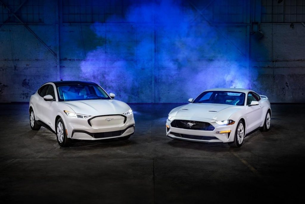 Ford Mustang Ice White Edition 2022 : le nouveau pack exclusif