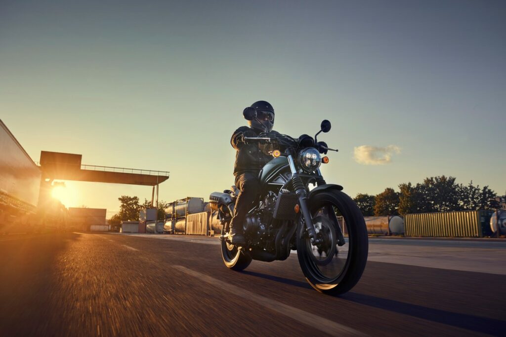 Honda CL500 2023 : la moto pour affronter les défis urbains, et au-delà