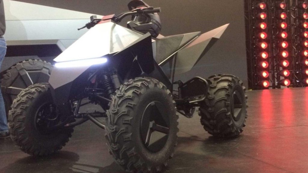 Le projet Tesla Cyberquad n'est pas mort