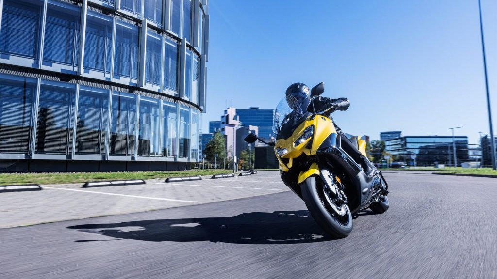 Yamaha Tmax 2023 : tout ce que vous devez savoir