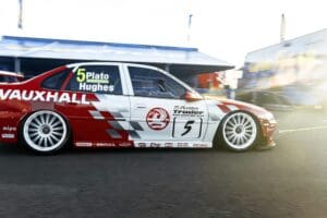découvrez une large gamme de pneus de rallye de haute performance pour une adhérence optimale et une traction supérieure sur les routes les plus exigeantes.